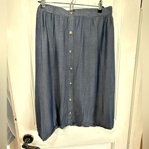 Kelly Reneé Faux Denim Skirt XL